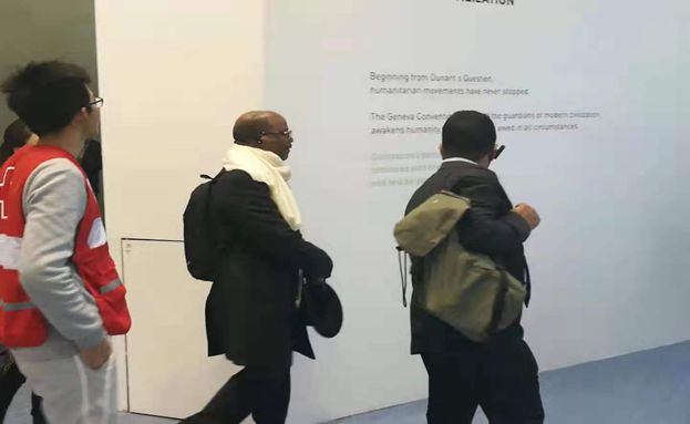 德國(guó)陪同翻譯價(jià)格是多少?怎么算費(fèi)用?